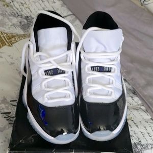 jordan 11 retro ....sold out everywhere